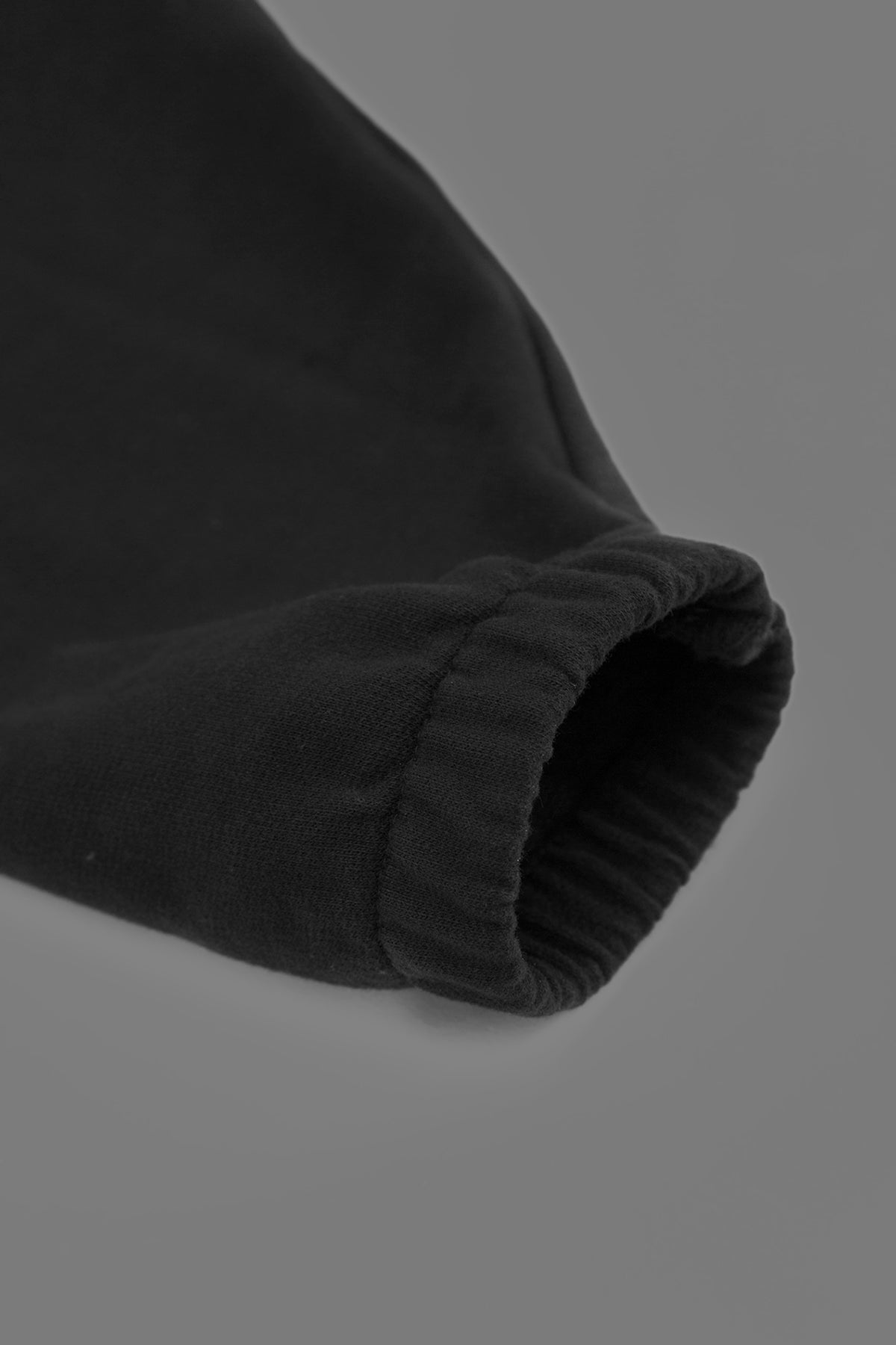 CREWNECK BÁSICO EN CASA